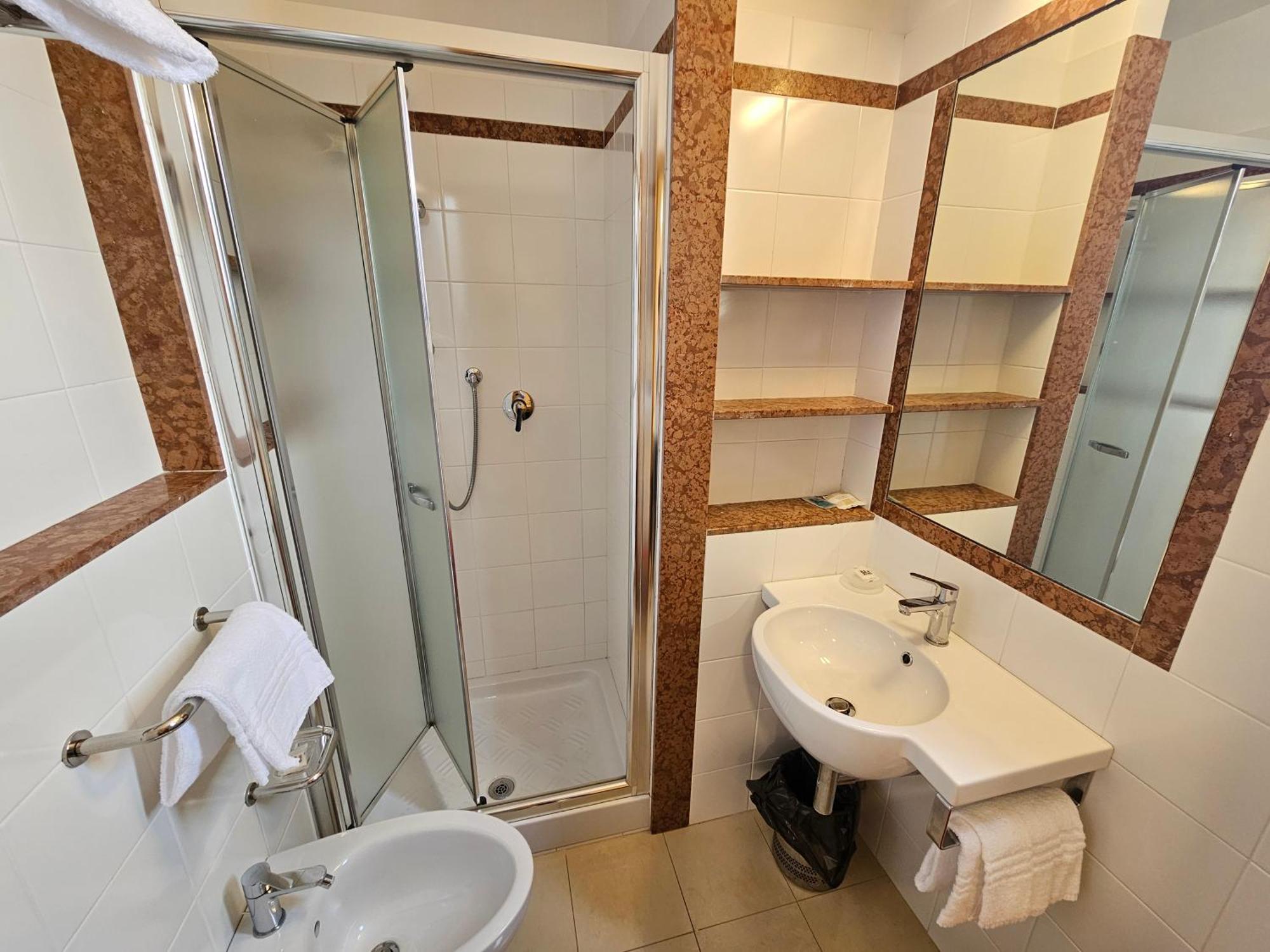 Hotel Fiorella Senigallia Extérieur photo