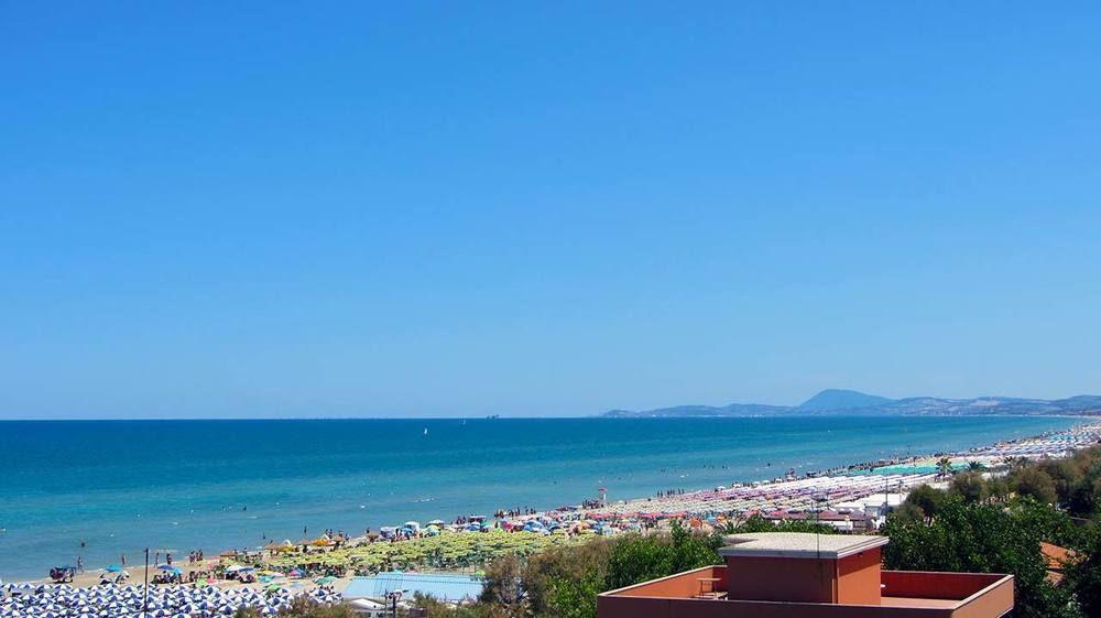 Hotel Fiorella Senigallia Extérieur photo