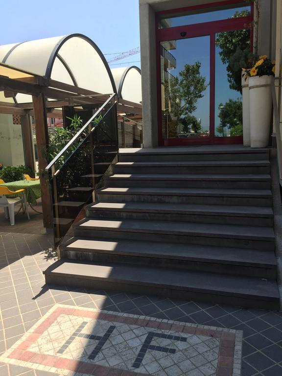 Hotel Fiorella Senigallia Extérieur photo