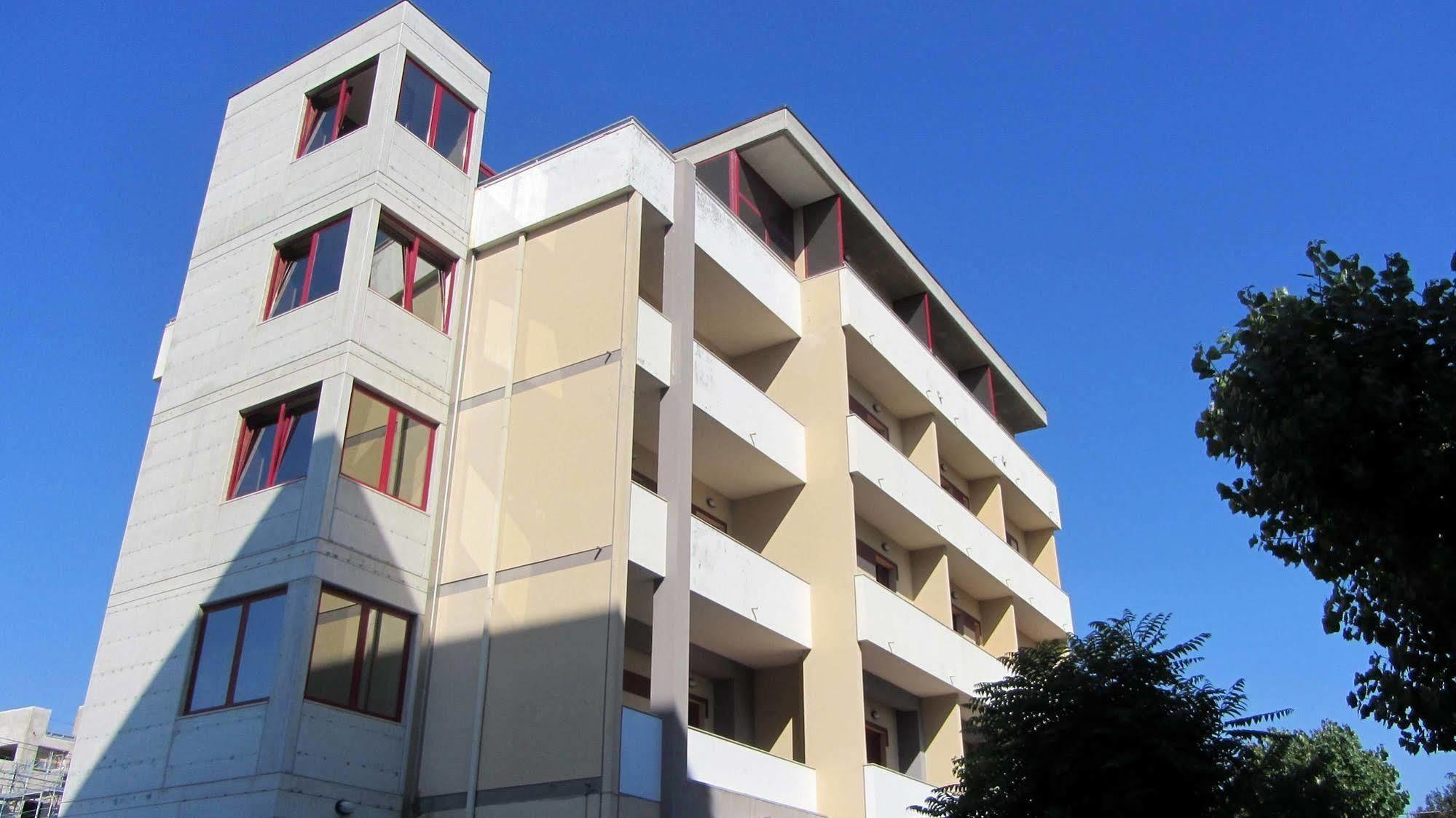 Hotel Fiorella Senigallia Extérieur photo