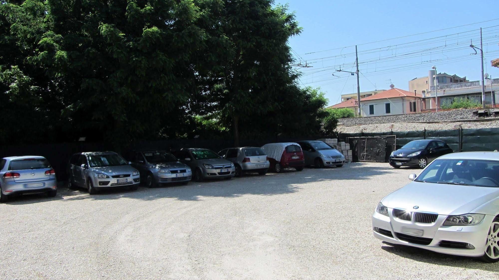 Hotel Fiorella Senigallia Extérieur photo